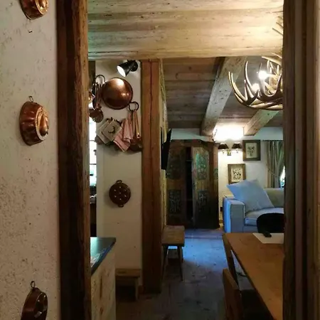Cortina D Ampezzo شقة *